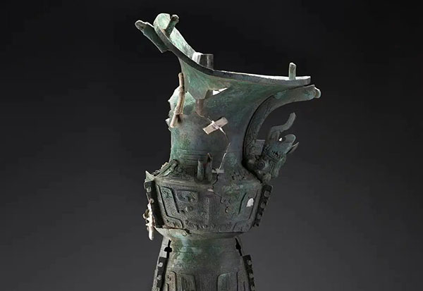 四川两件青铜器对接成功